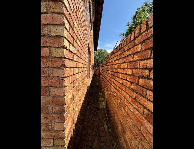 2 BEDROOM PROPERTY TO RENT IN BRAKPAN CENTRAL